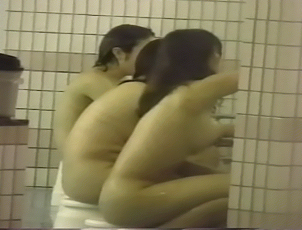 【アダルト女風呂GIF】女風呂の盗撮映像を生々しいGIF画で見たいヤツちょっと来い！ 10