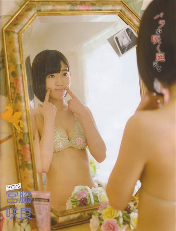 【グラビアエロ画像】HKT宮脇咲良のセクシー水着姿がエロ可愛いｗｗｗｗ（54枚） 14