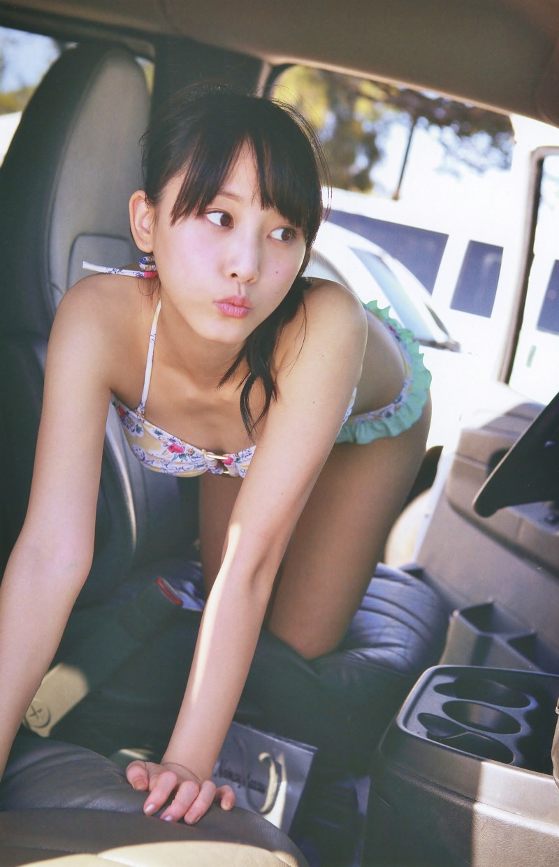 【グラビアエロ画像】SKEの松井玲奈ちゃんの清楚すぎるグラビア！水着や下着など色々あります 29