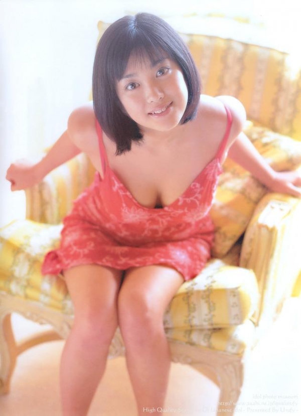 【グラビアエロ画像】AV女優に転身した小向美奈子のスケベグラビア！柔らかいおっぱいがたまらん！ 39