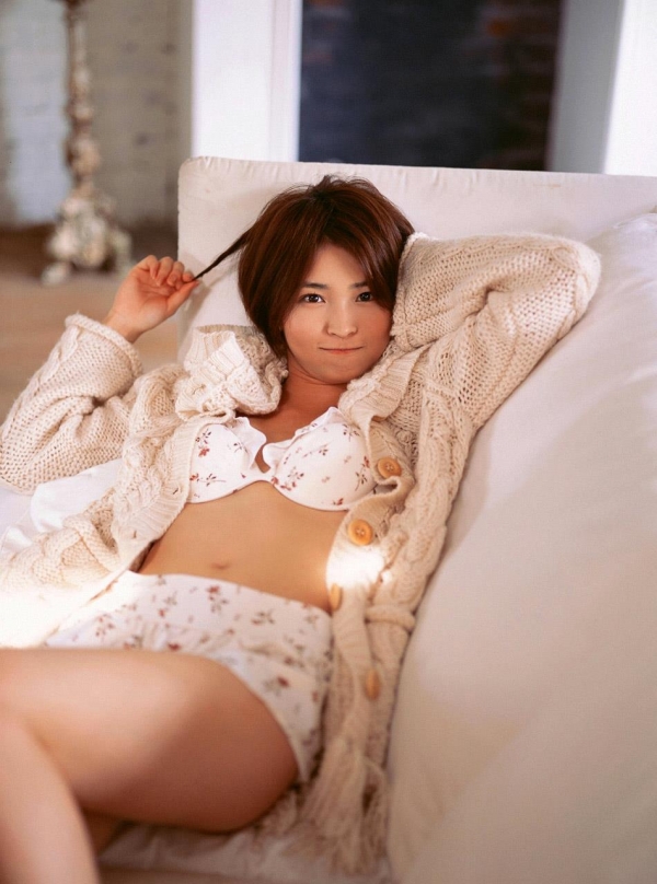 【知的美人エロ画像】女優岡本玲ちゃんのほんのりセクシーなグラビアが健康的で抜けるｗ 11