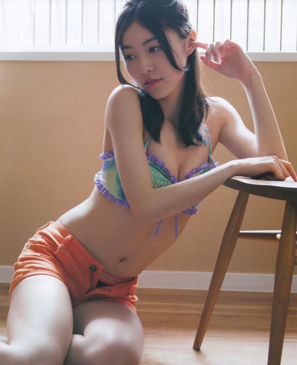 【松井珠理奈エロ画像】SKEの天才美少女のセクシーな身体ｗｗｗ 12