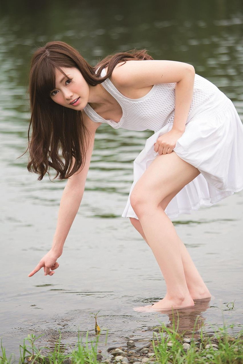 【白石麻衣エロ画像】「パイやん」と呼ばれている、清楚系美少女アイドルのけしからん乳ｗｗｗ 08