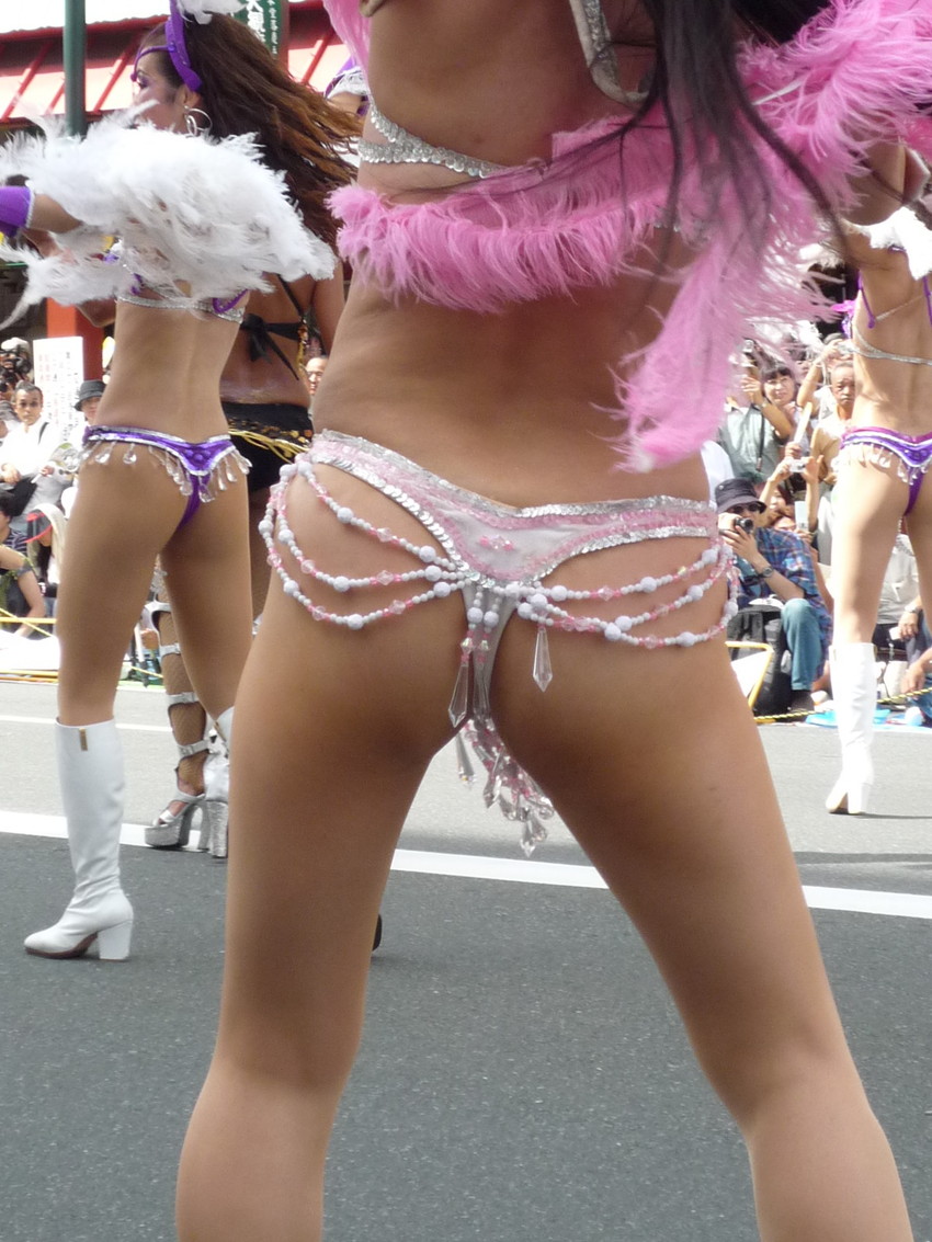 【サンバカーニバルエロ画像】日本のサンバカーニバルがほぼ公然ワイセツww超エロい国内サンバカーニバル出演娘の画像50選！ 23